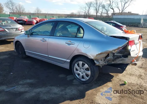 2009 Honda Civic Lx z USA, uszkodzony, nr VIN 2HGFA16529H528889